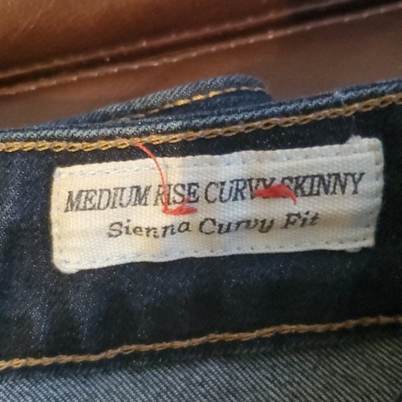 Guess jeans - Picture 8 of 13